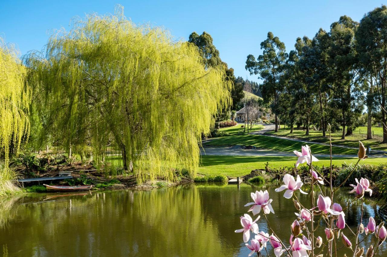 Silver Peaks Lodge Mosgiel Bagian luar foto